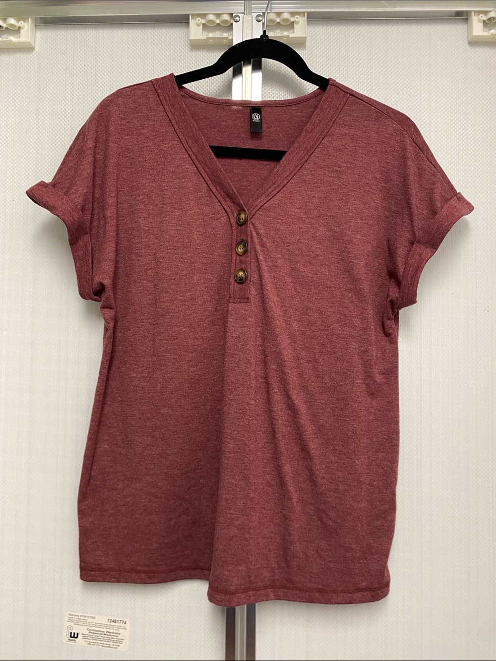 Women’s Short Sleeve V-Neck Button Henley Top - Burgundy